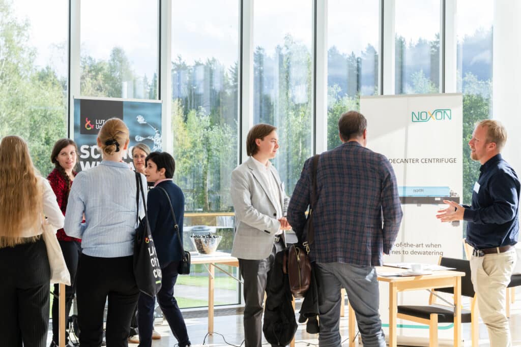 Mikkeli Water Weekin Yritysten vesipäivän yritysnäyttely, kuvassa LUT yliopisto ja Noxon